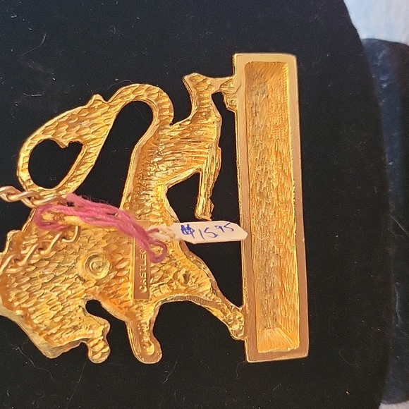 Vintage Castlecliff Lion Necklace - Picture 3 of 8